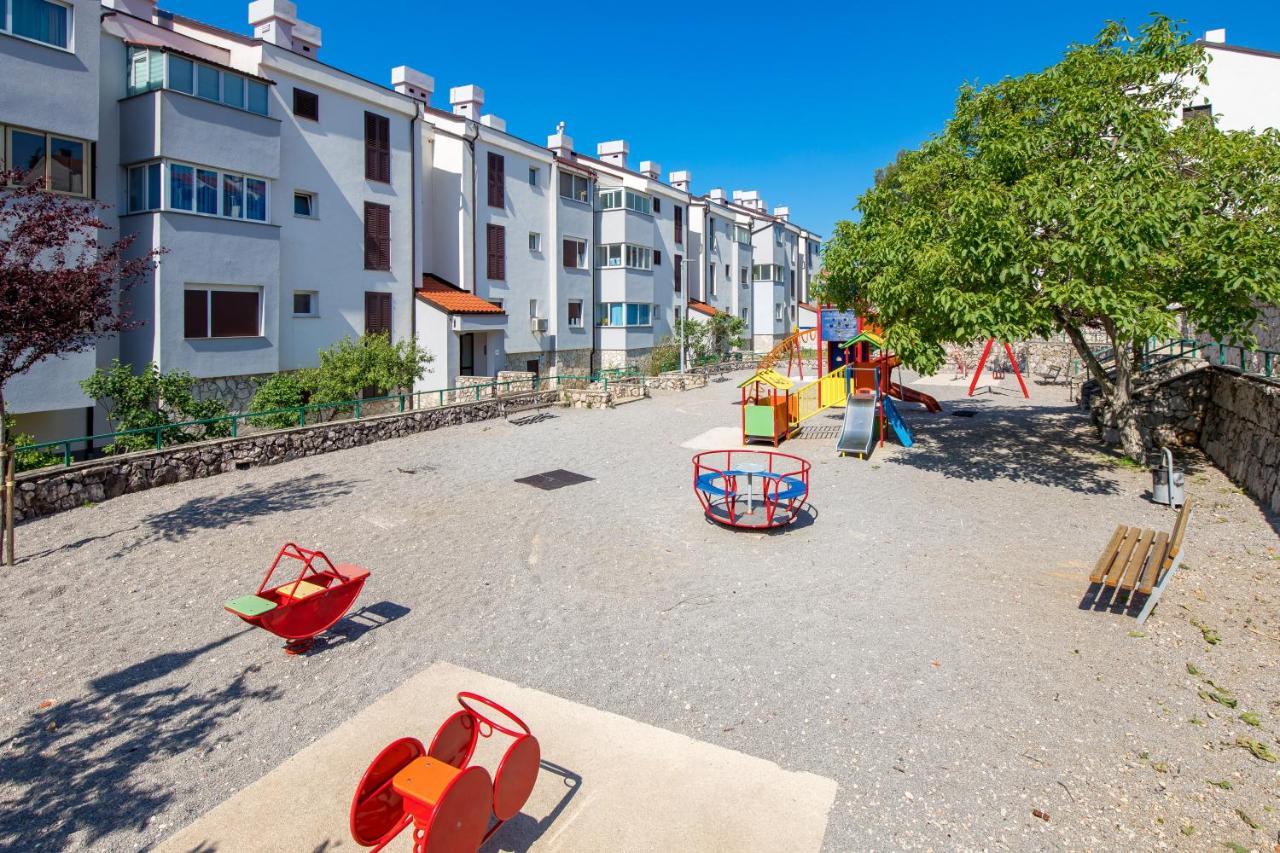 Apartment Kvarner View Kostrena Buitenkant foto